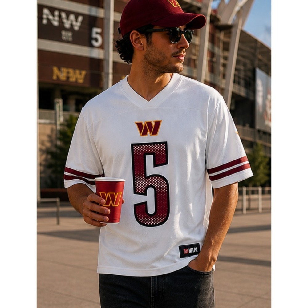 Nike Mens Jayden Daniels #5 Washington Commanders Jersey M White Football Sporty